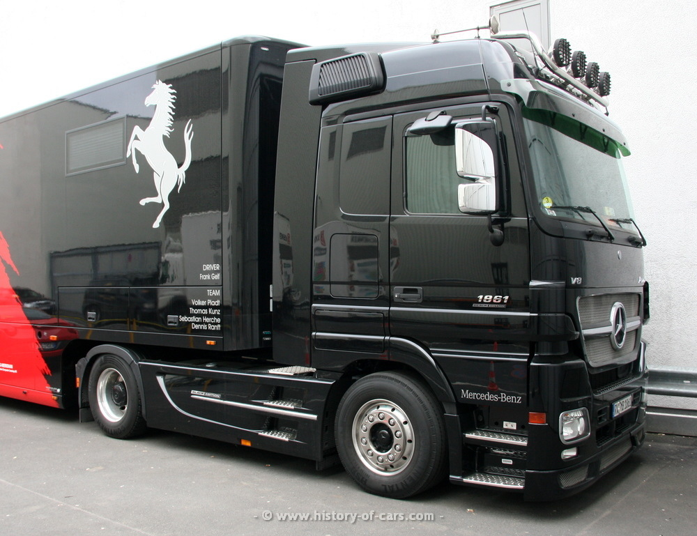 Mercedes Benz Actros Black Edition 28