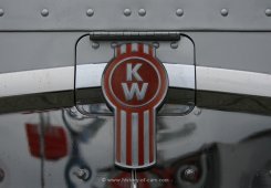 Kenworth K100E Sattelzugmaschine 1984-?