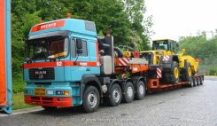 MAN F2000 Evo 41.464 8x4/4 Schwerlast-Sattelzugmaschine Gruber Logistics 1998-2000