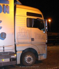 MAN TGA XXL 4x2 Pritsche 2000-2002