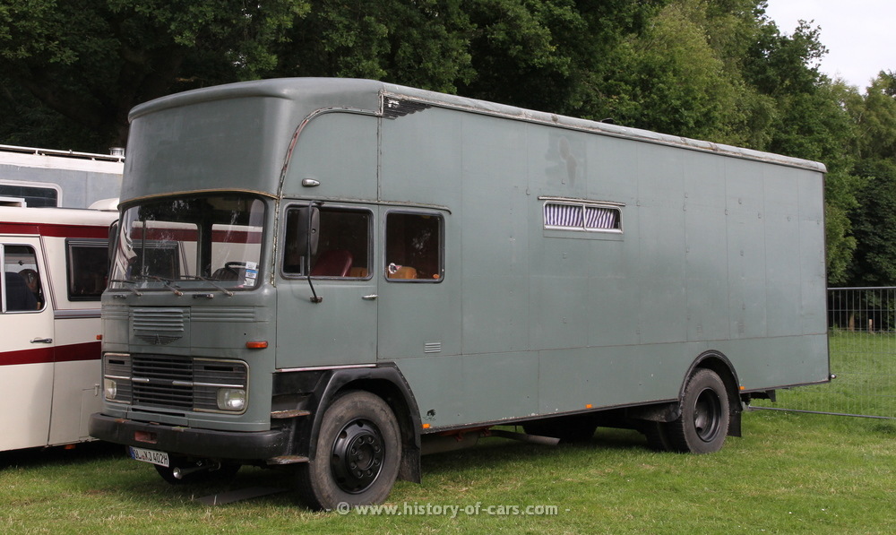 mercedes benz 1965 lp kubische kabine mittelschwer moebelkoffer ...