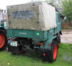 Mercedes-Benz Unimog 401 U25 zwillingsbereift "Froschauge" 1953-1956