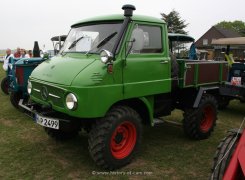 Mercedes-Benz Unimog 411 (411.120) langer Radstand, geschlossenes Fahrerhaus 1966