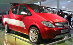 Mercedes-Benz Viano Activity Concept 2004