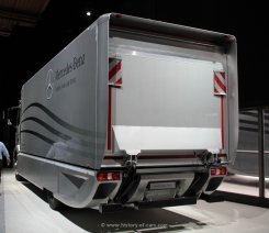 Mercedes-Benz Actros MP4 18xx ClassicSpace Koffer Aerodynamic Concept 2012