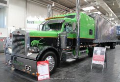 Peterbilt 379-127 EXHD 6x4 Sattelzugmaschine 2005