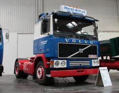 Volvo F1220 4x2 Sattelzugmaschine 1978